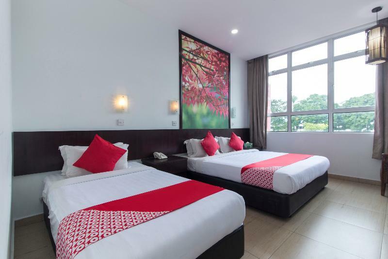 Oyo 498 D&F Boutique Hotel Senawang Серембан  Экстерьер фото